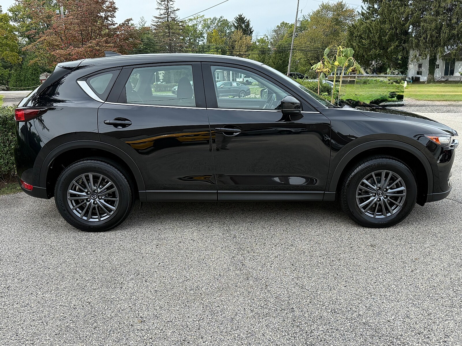 2020 Mazda CX-5 Sport photo 2