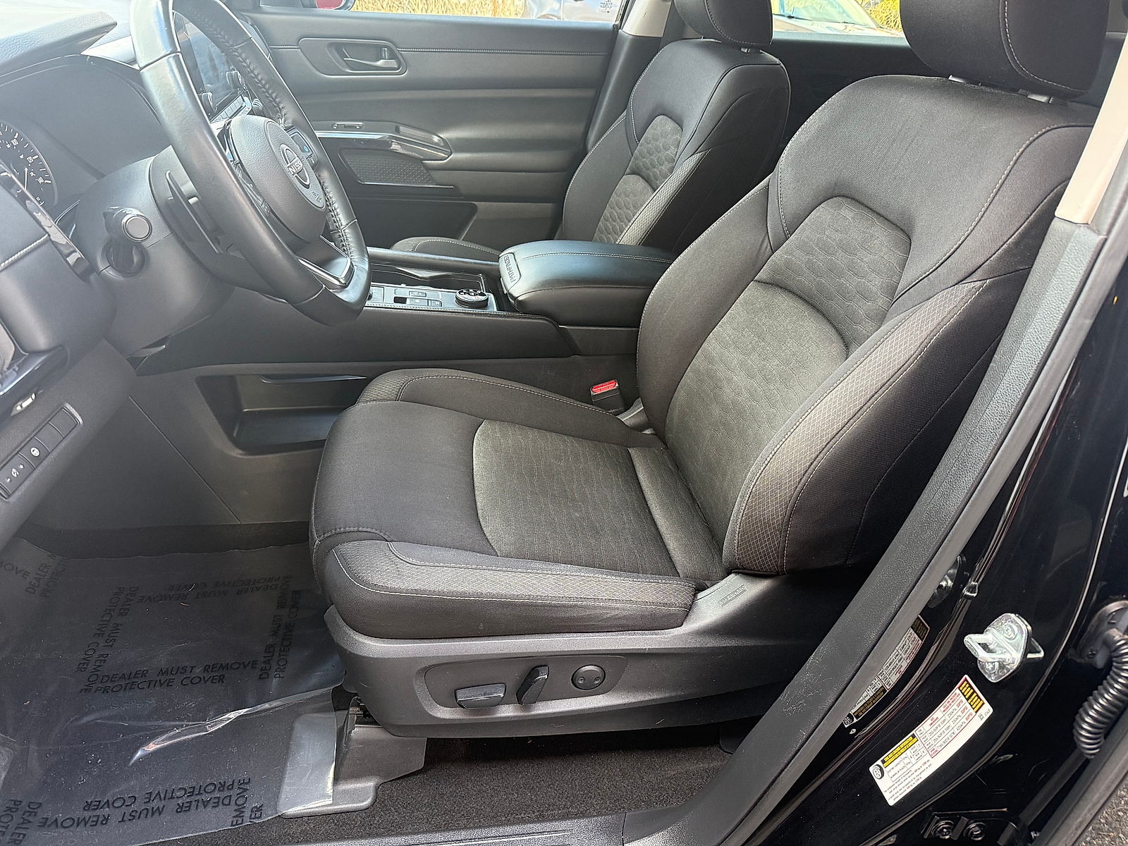 2023 Nissan Pathfinder SV - Photo 32