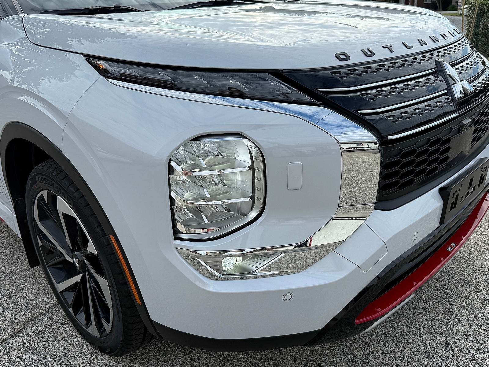 2024 Mitsubishi Outlander Plug-in Hybrid RALLIART - Photo 10