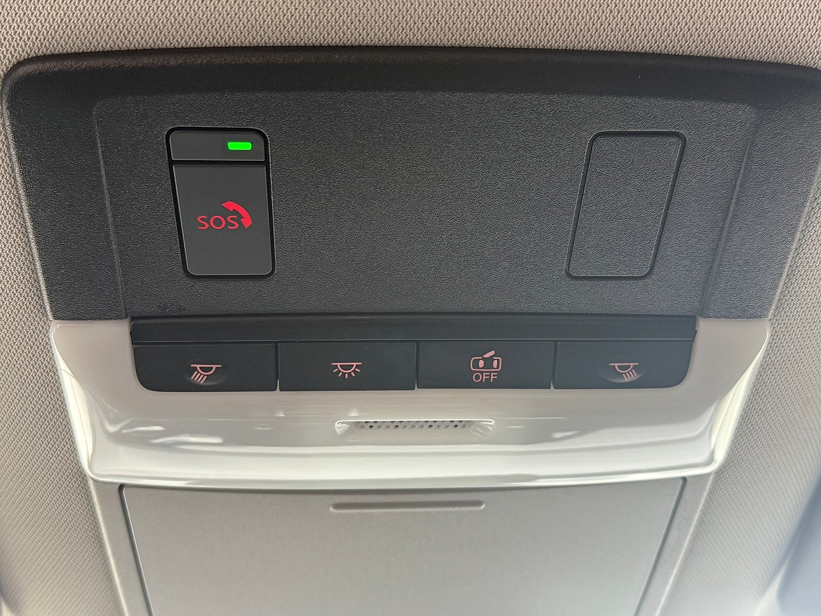 2023 Nissan Pathfinder SV - Photo 21