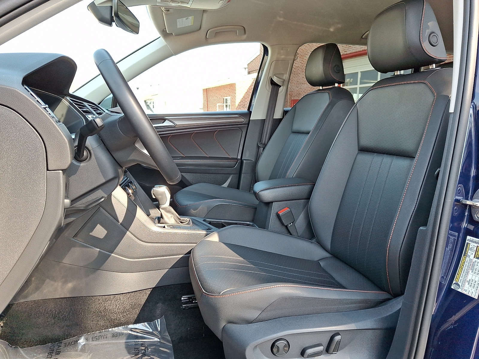 2024 Volkswagen Tiguan Wolfsburg Edition - Photo 14