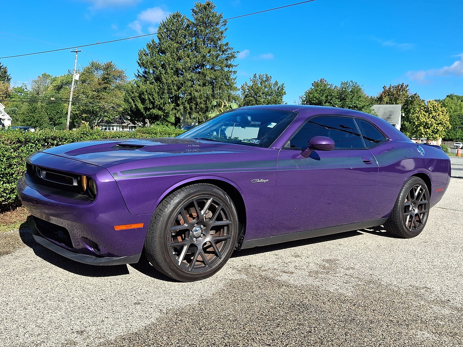 2016 Dodge Challenger R/T Plus photo 3