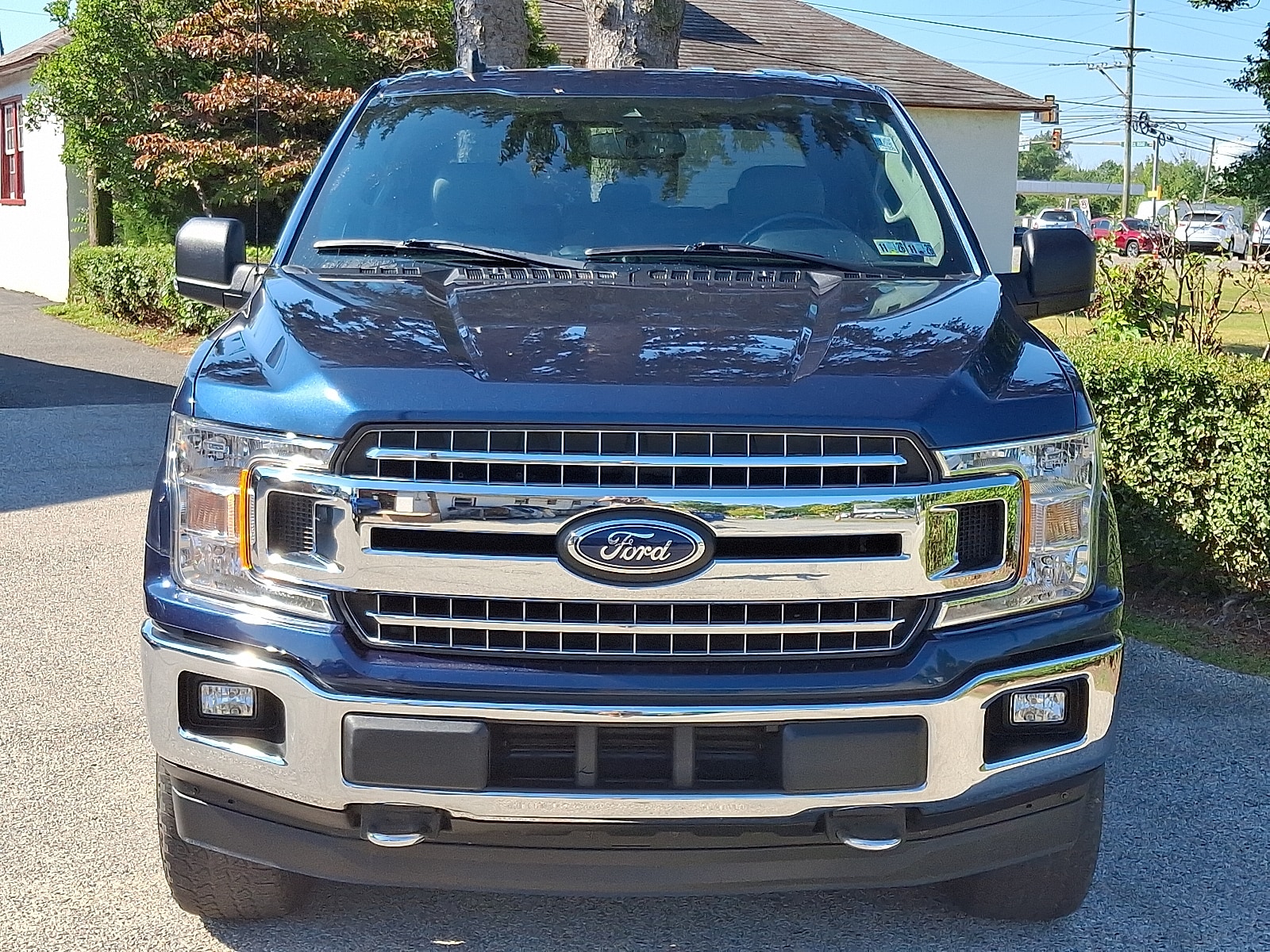 2019 Ford F-150 XLT photo 2