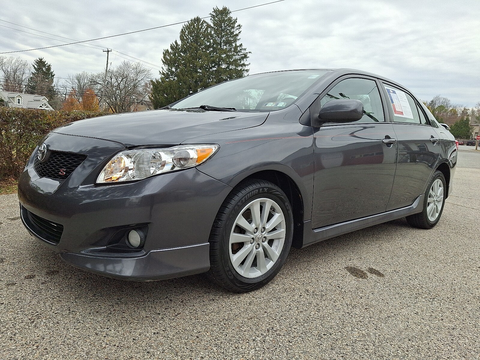 2010 Toyota Corolla S photo 3