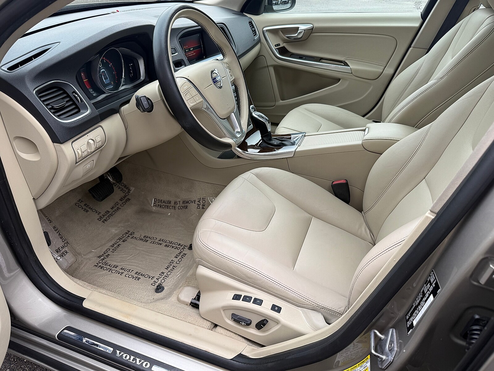 2016 Volvo S60 T5 Premier - Photo 31