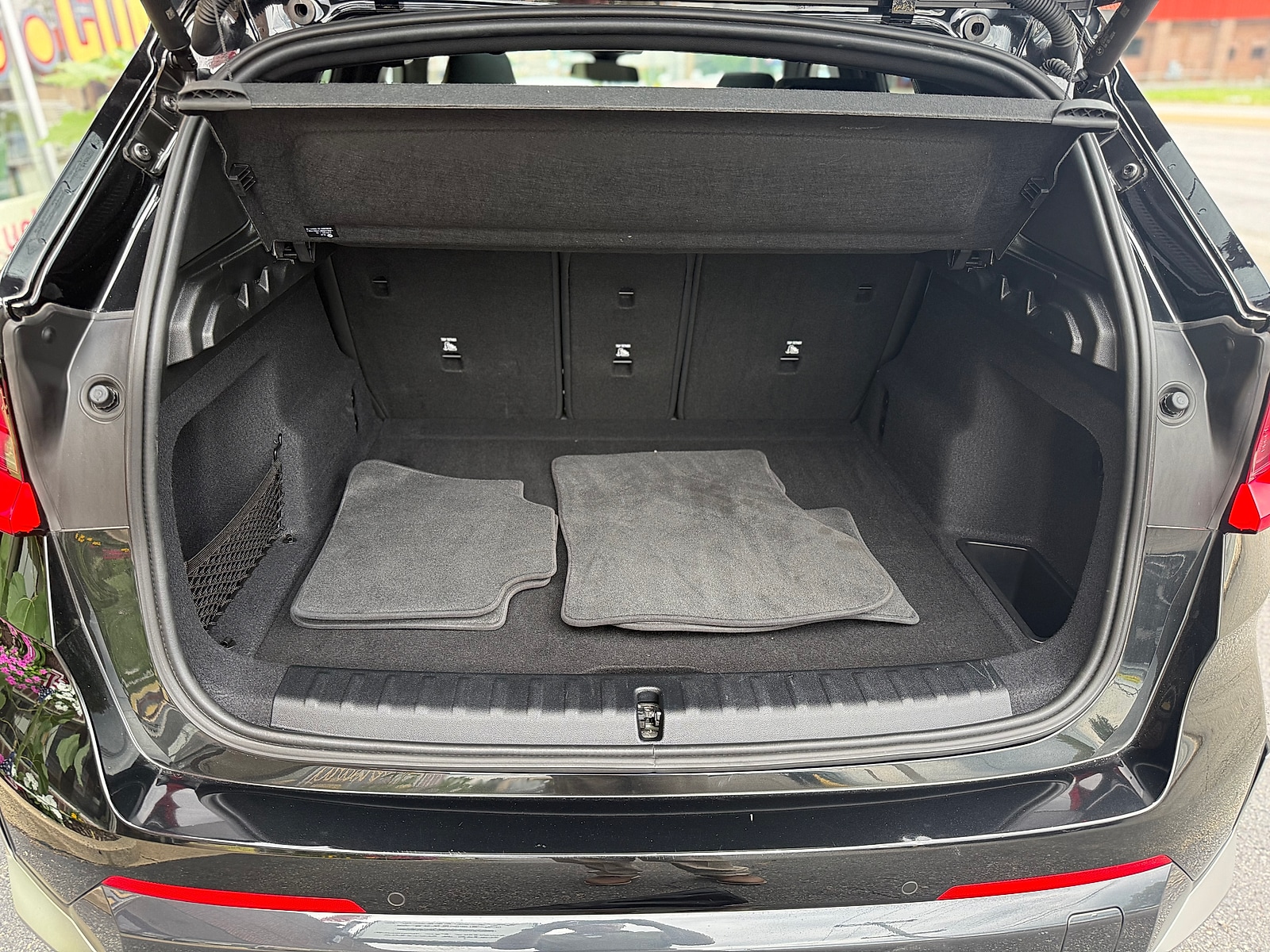 2024 BMW X1 28i - Photo 36