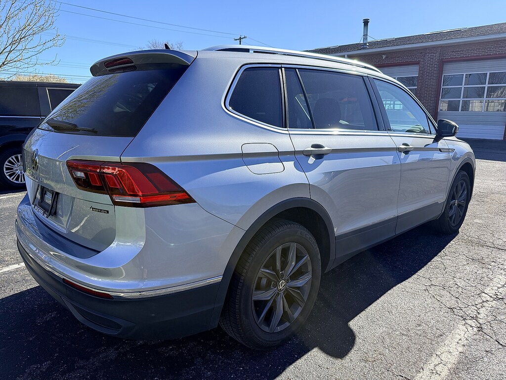 Used 2022 Volkswagen Tiguan 2.0T SE SUV