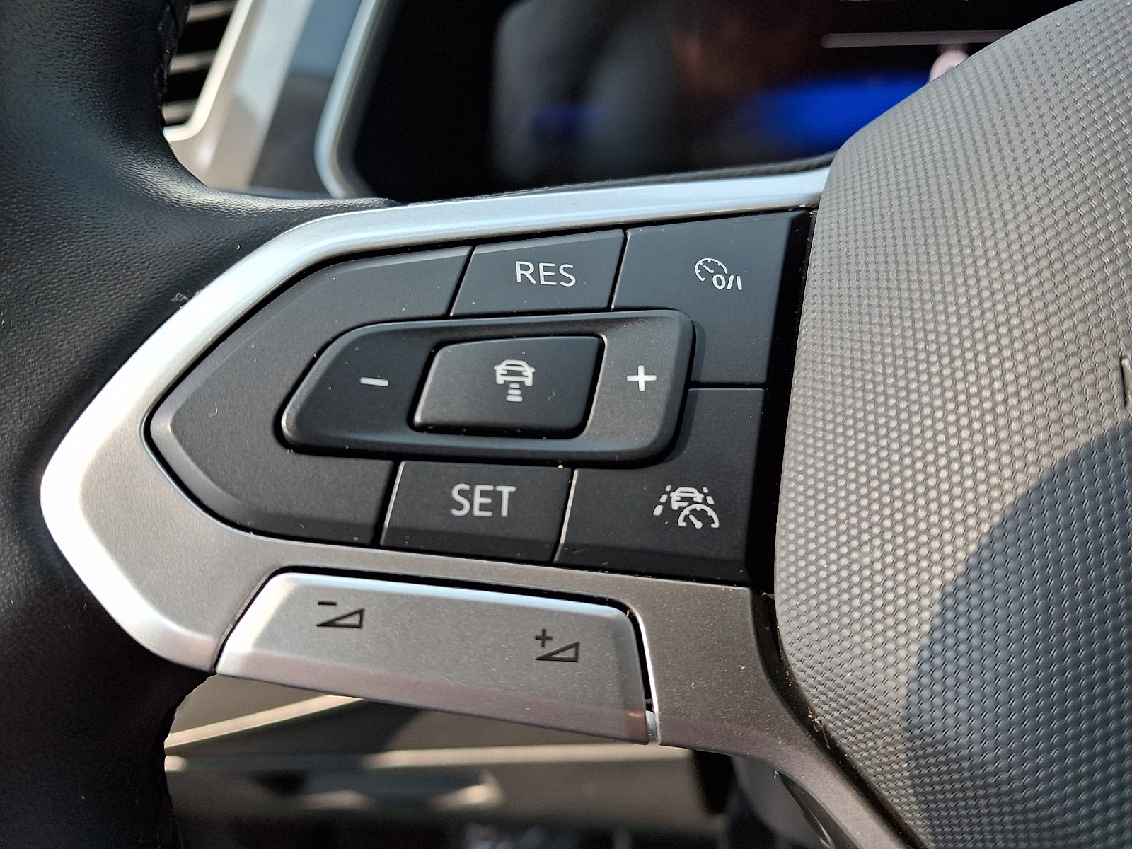 2024 Volkswagen Tiguan Wolfsburg Edition - Photo 21