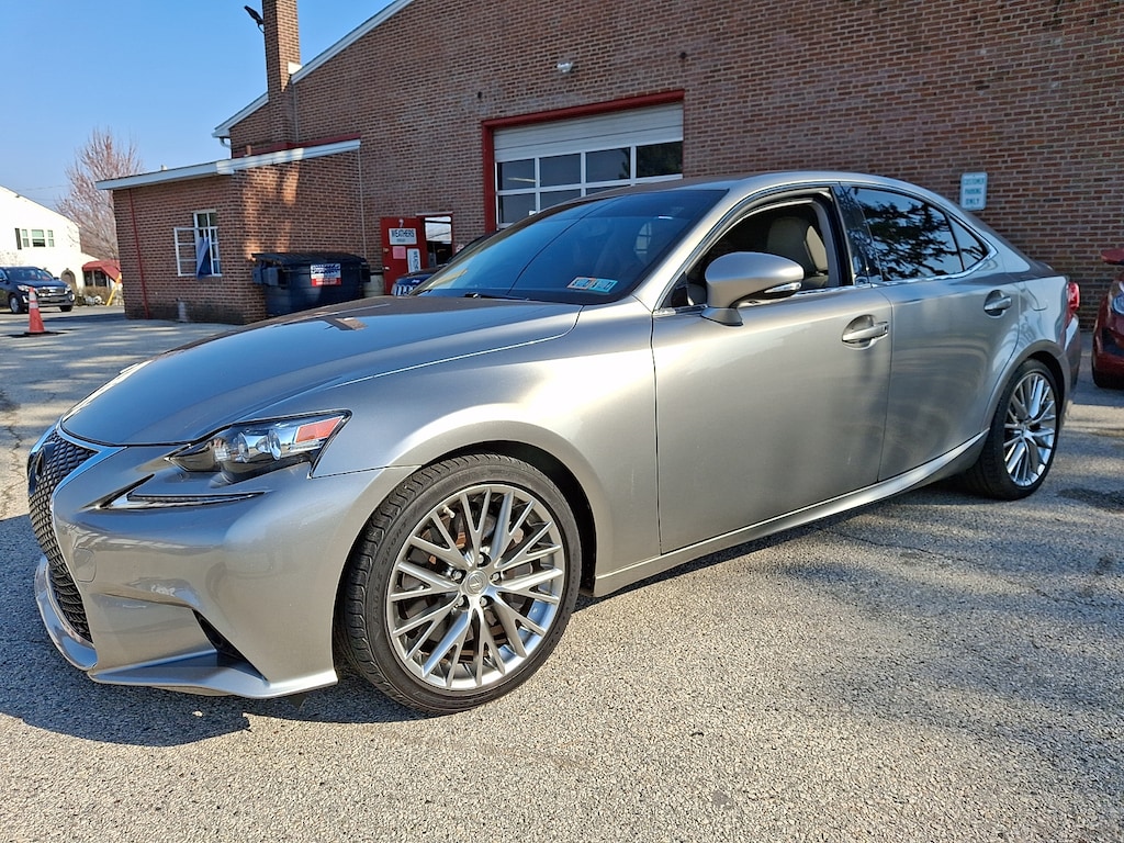 Used 2016 Lexus IS 300 Sedan