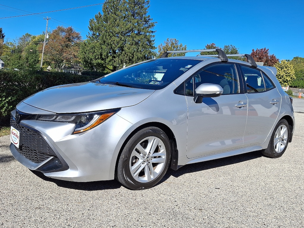 Used 2022 Toyota Corolla Hatchback SE Hatchback