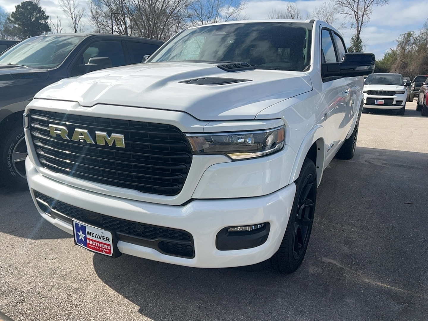 2026 RAM Ram 1500 Pickup Laramie's photo
