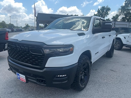2025 Ram 1500 Ccab PICKUP