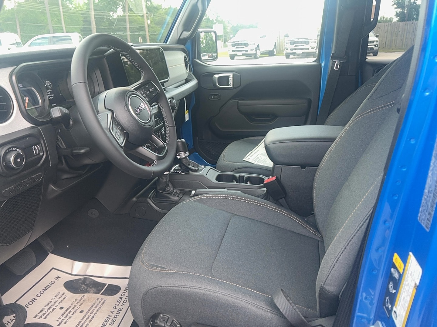 2026 Jeep Wrangler 4-Door Willys - Photo 9