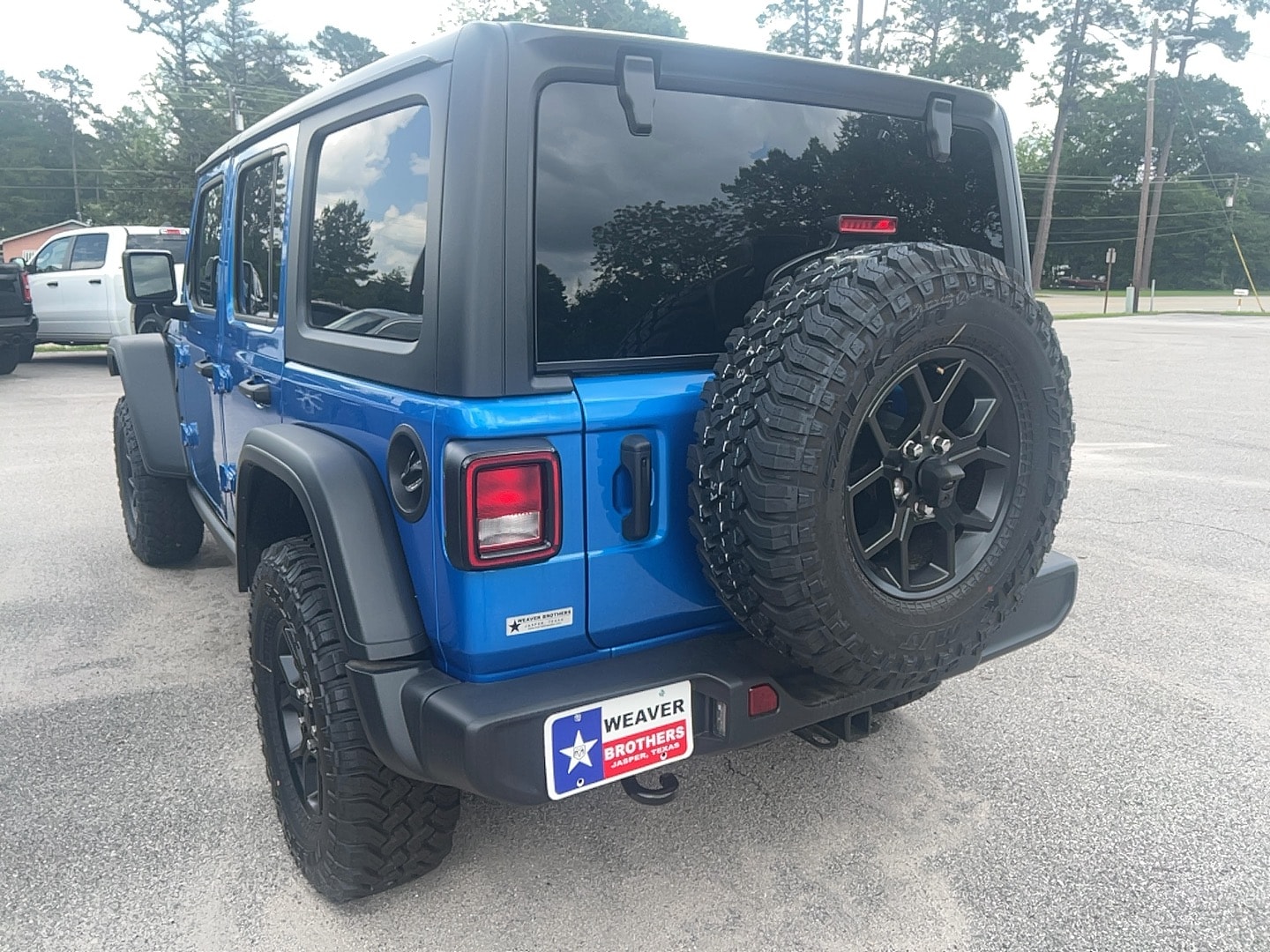 2026 Jeep Wrangler 4-Door Willys - Photo 6