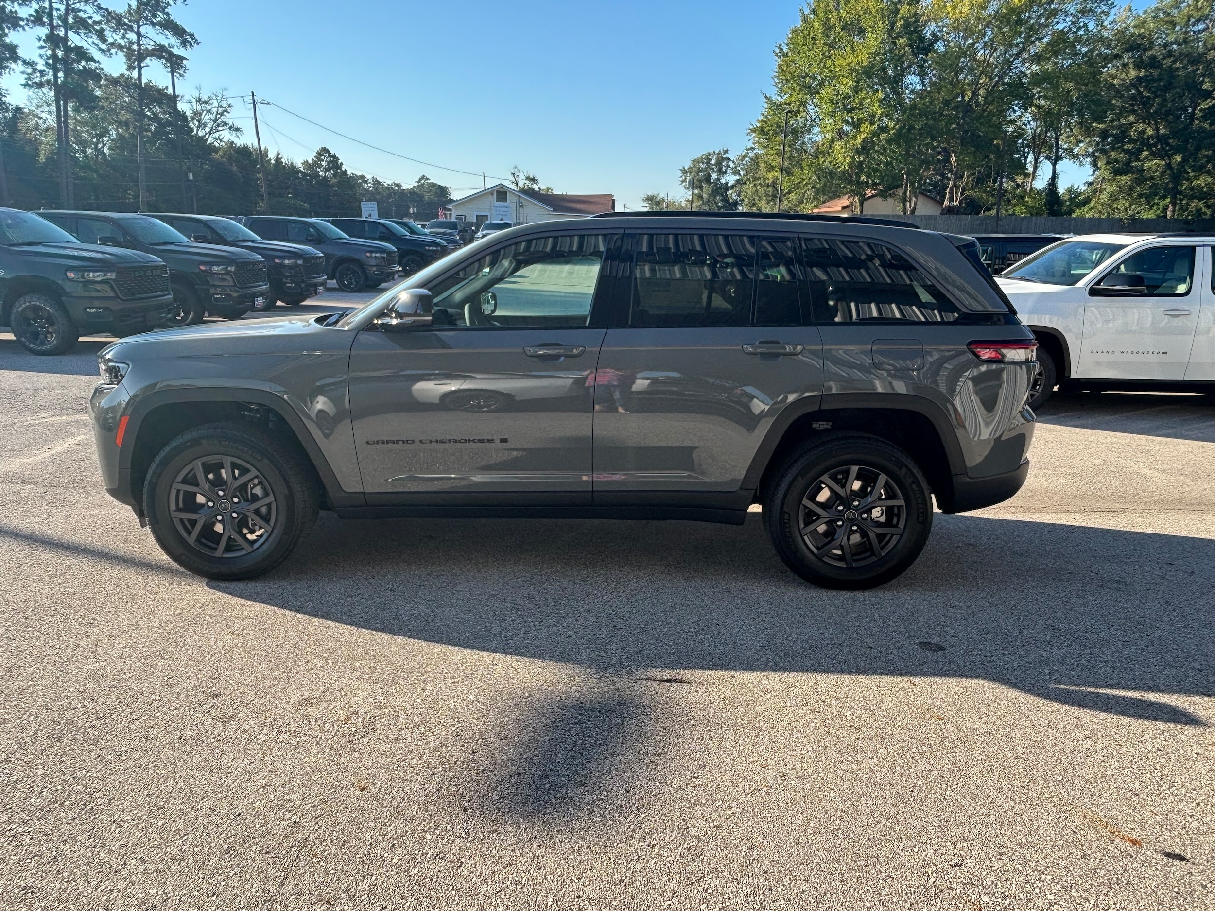 2027 Jeep Grand Cherokee