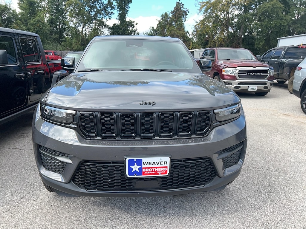 New 2025 Jeep Grand Cherokee ALTITUDE X 4X2 Sport Utility