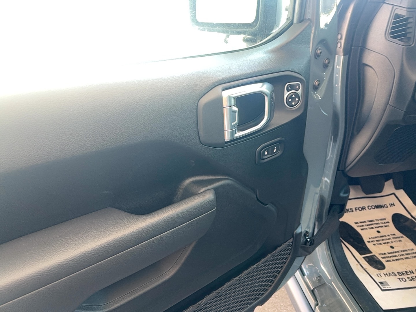 2026 Jeep Wrangler 4-Door Willys - Photo 11