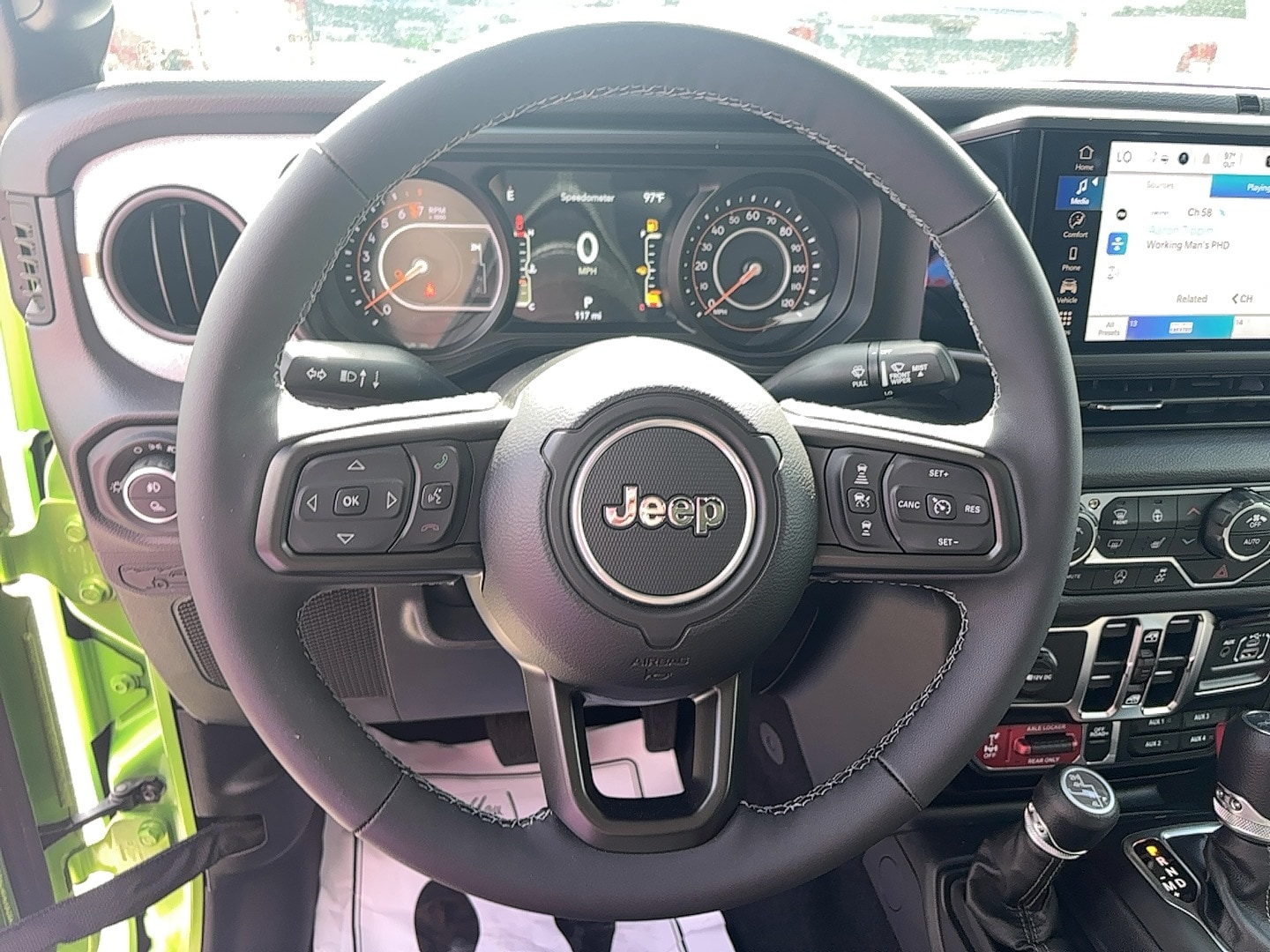 2025 Jeep Gladiator Willys - Photo 11
