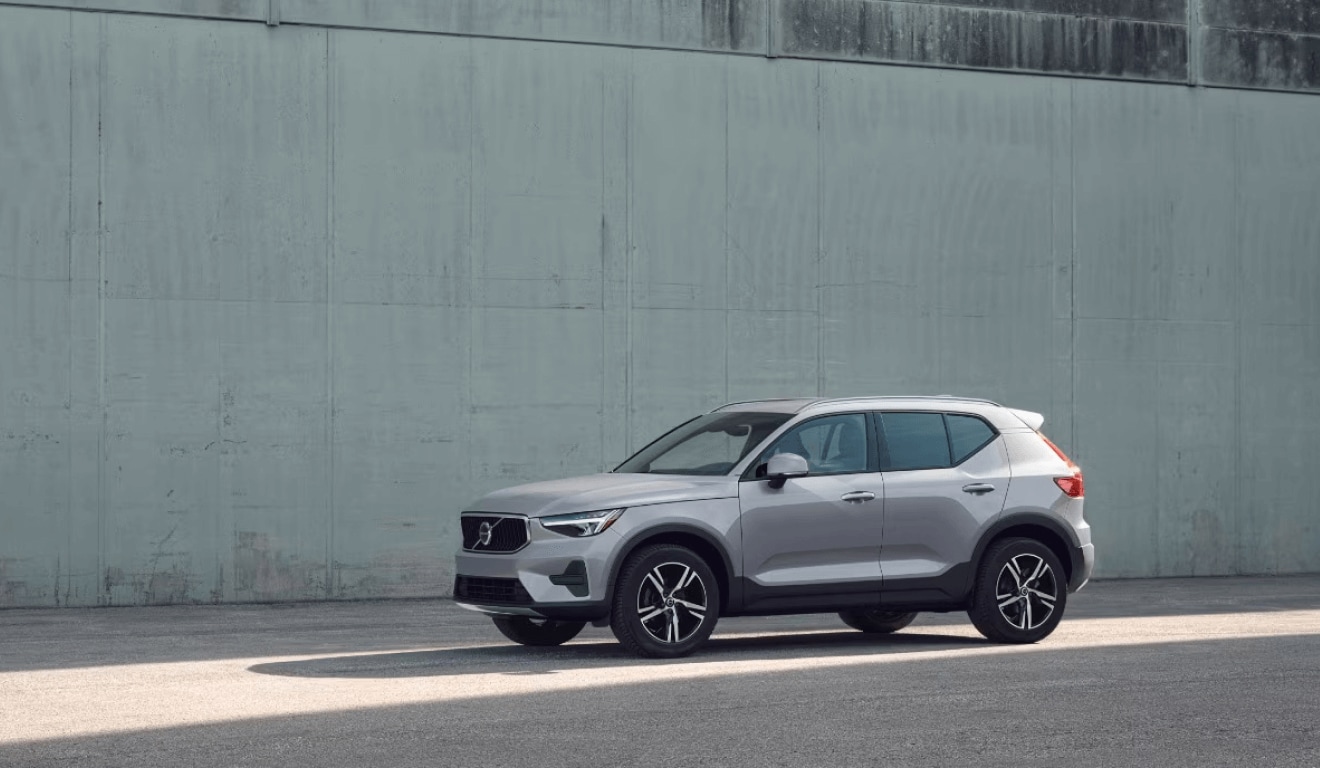 2024 Volvo XC40 MPG How FuelEfficient Is This New SUV?