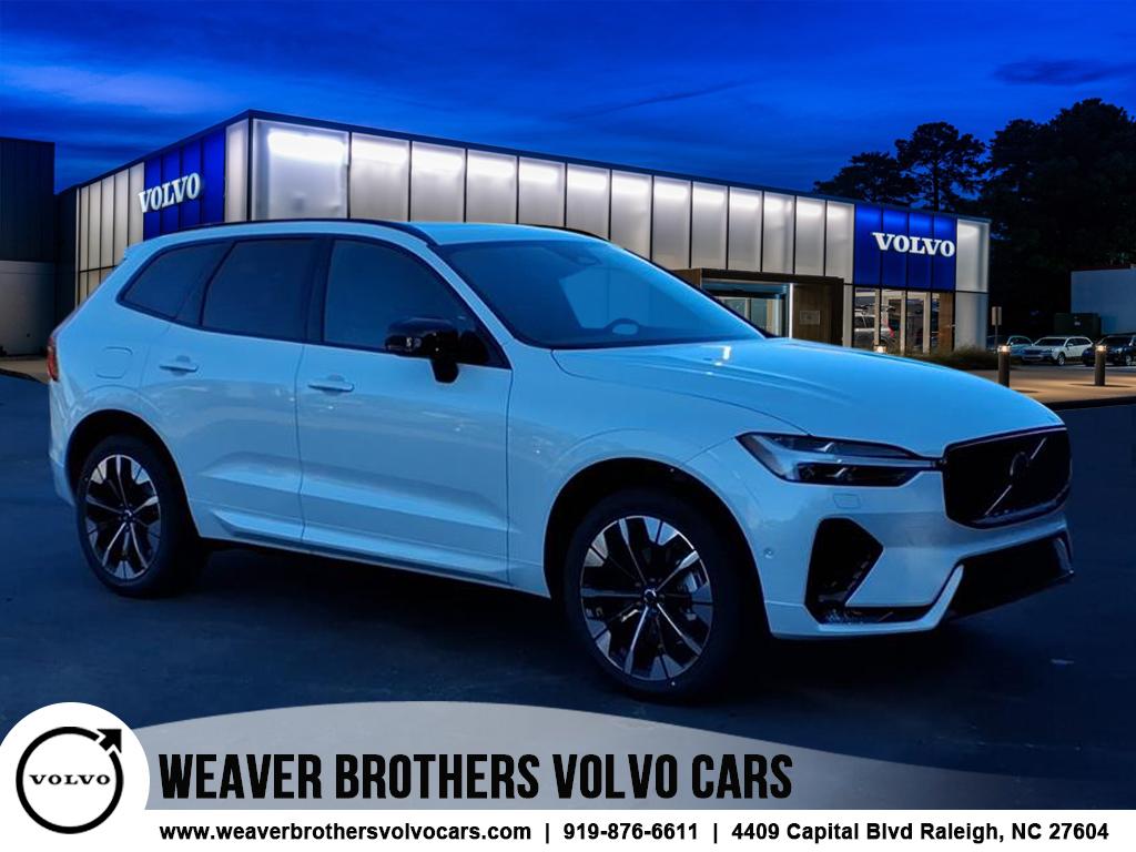 2026 Volvo XC60 Plus's photo