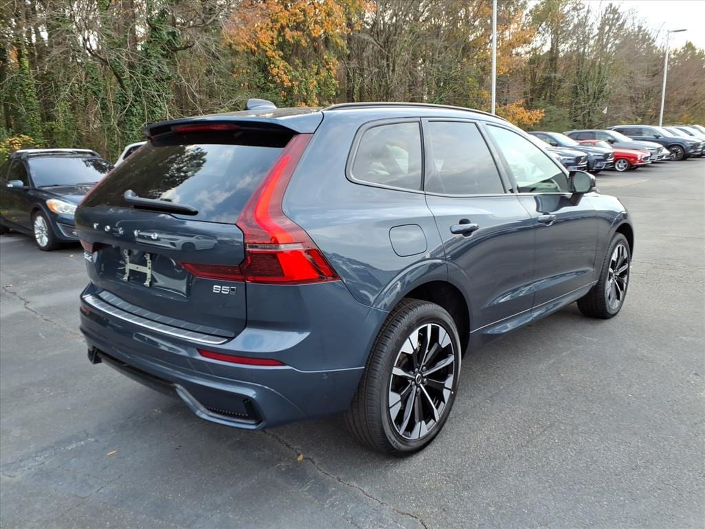 New 2026 Volvo XC60 B5 Plus SUV