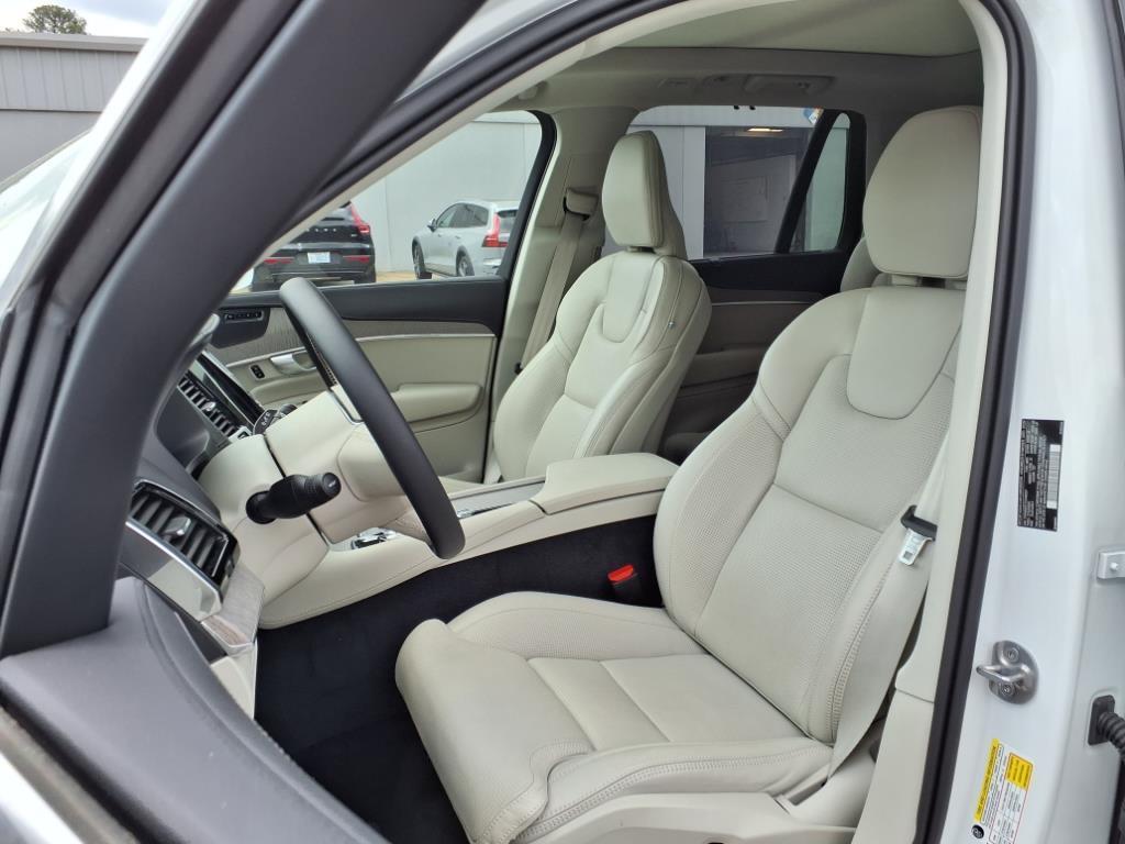 2025 Volvo XC90 Ultra - Photo 3