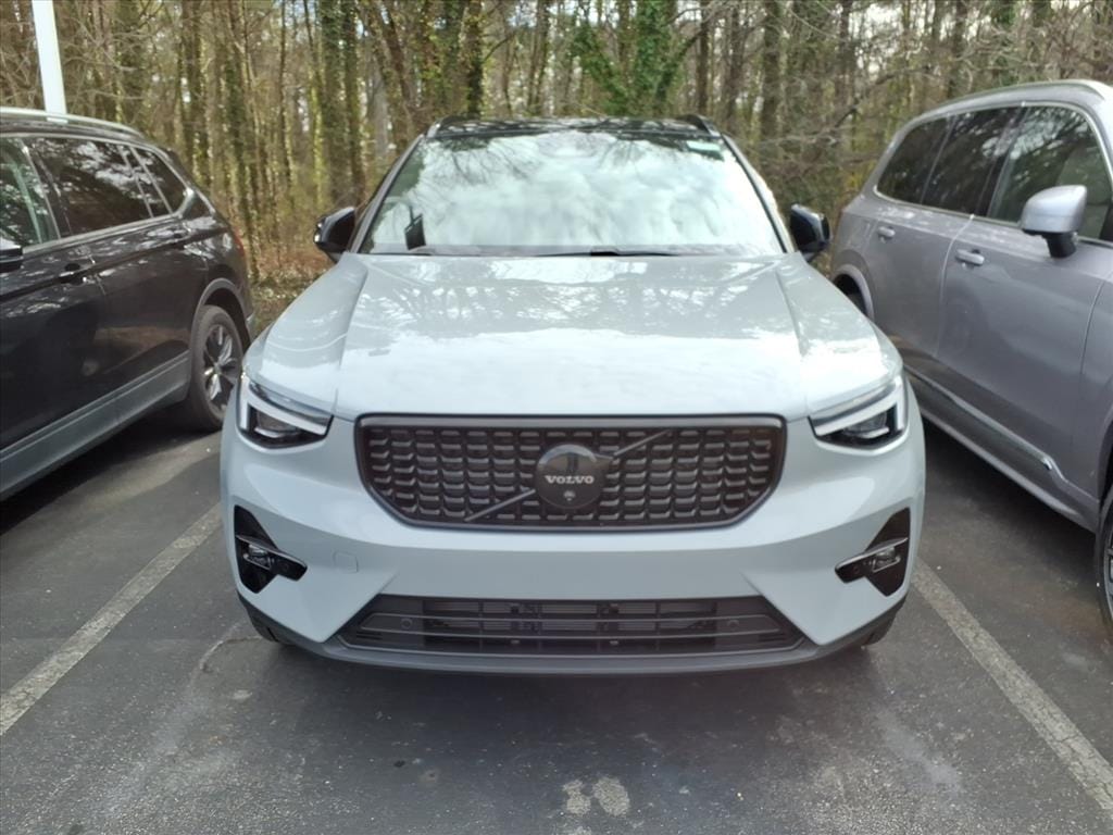 New 2026 Volvo XC40 B5 Ultra Black Edition SUV