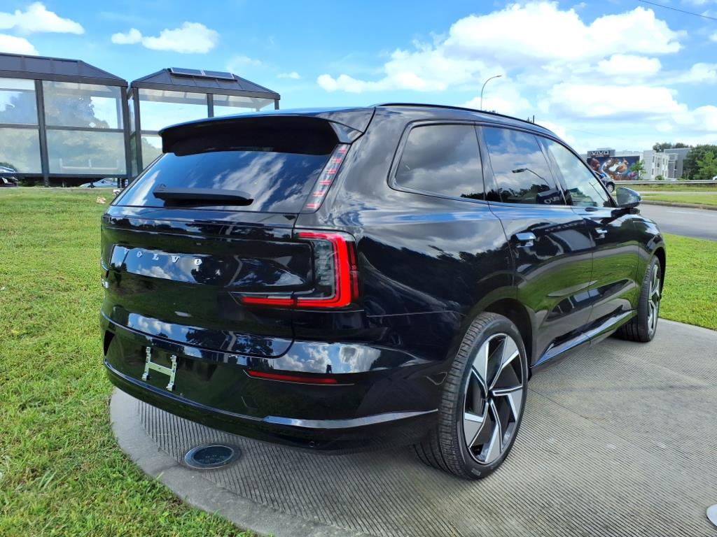2025 Volvo EX90 Twin Motor Performance Ultra photo 2