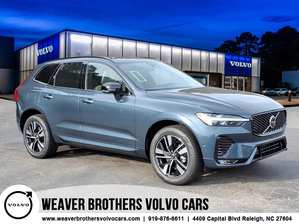 2026 Volvo XC60 Plus's photo