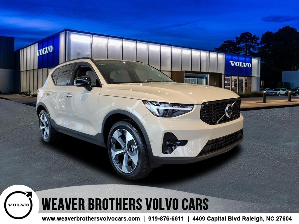 New 2026 Volvo XC40 B4 Plus SUV