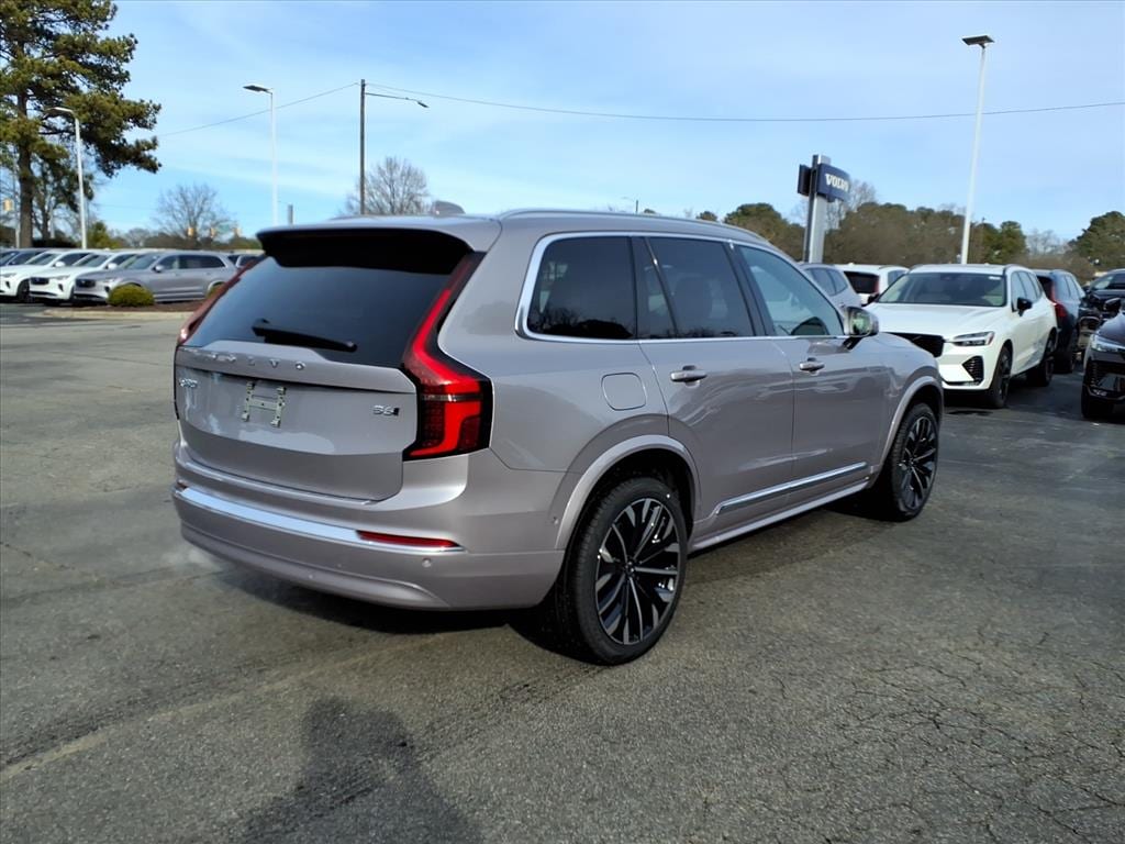New 2026 Volvo XC90 B6 Plus 7-Seater SUV