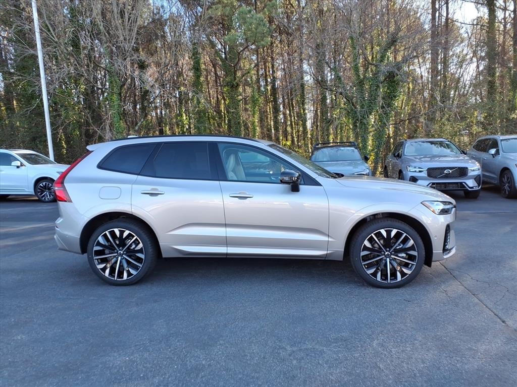 New 2026 Volvo XC60 B5 Ultra SUV