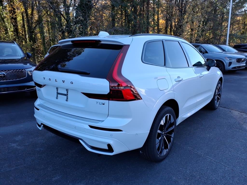 New 2026 Volvo XC60 plug-in hybrid T8 Plus SUV