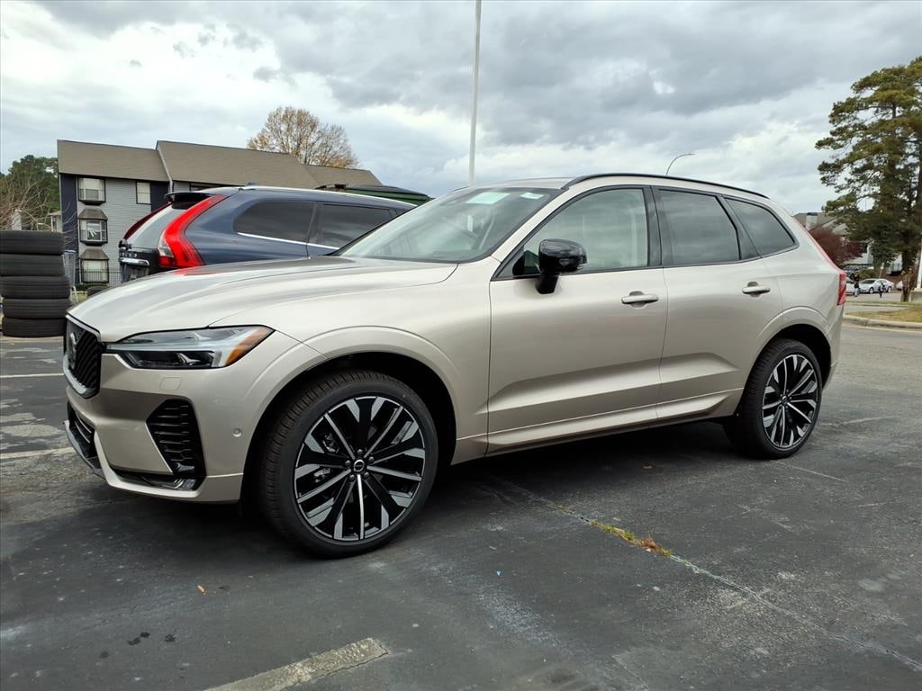 New 2026 Volvo XC60 B5 Ultra SUV