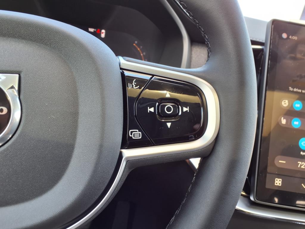 2026 Volvo XC90 Core - Photo 19