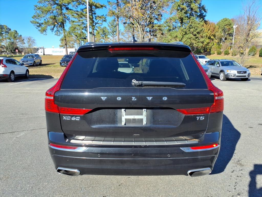 2021 Volvo XC60 T5 Inscription photo 4