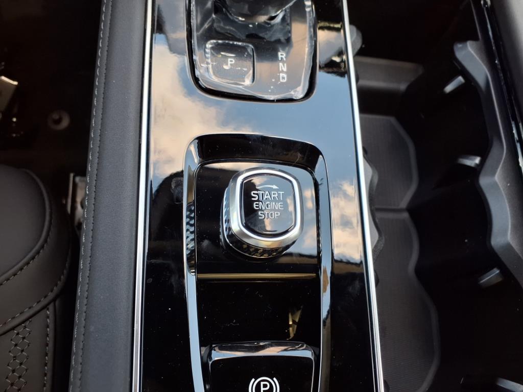 2026 Volvo XC90 Core - Photo 18