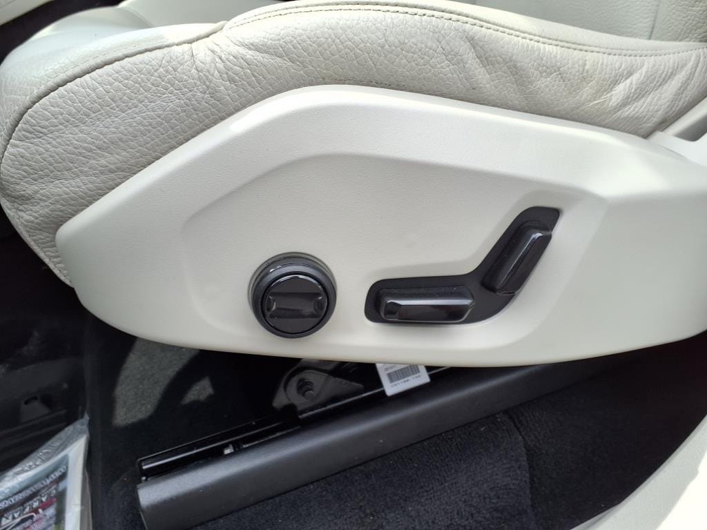 Certified 2023 Volvo XC90 Recharge Plug-In Hybrid Plus Dark 7-Seater SUV