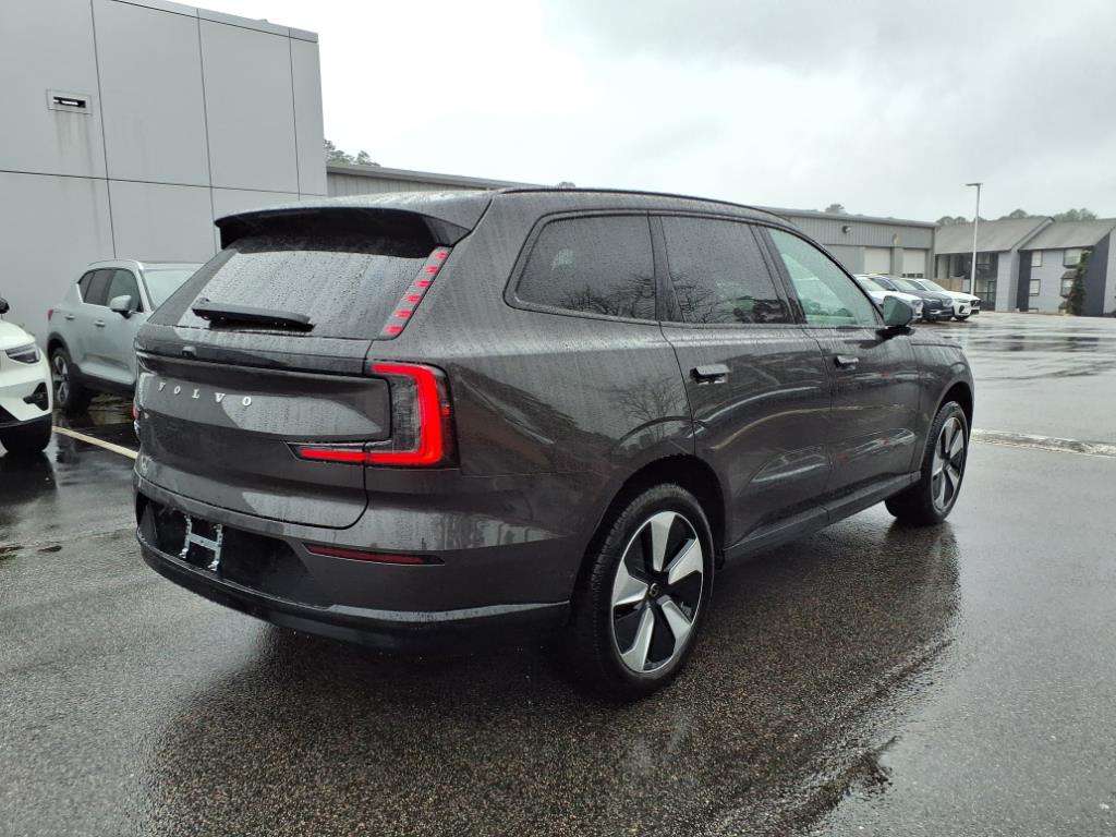 2025 Volvo EX90 Twin Motor Plus photo 3