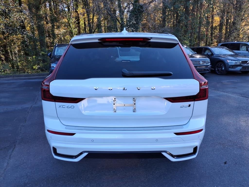 New 2026 Volvo XC60 B5 Plus SUV