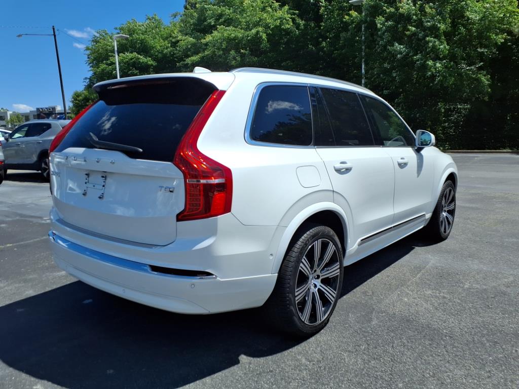 2025 Volvo XC90 T8 photo 3