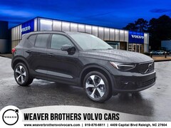 2025 Volvo XC40 B5 Plus Dark Theme AWD SUV