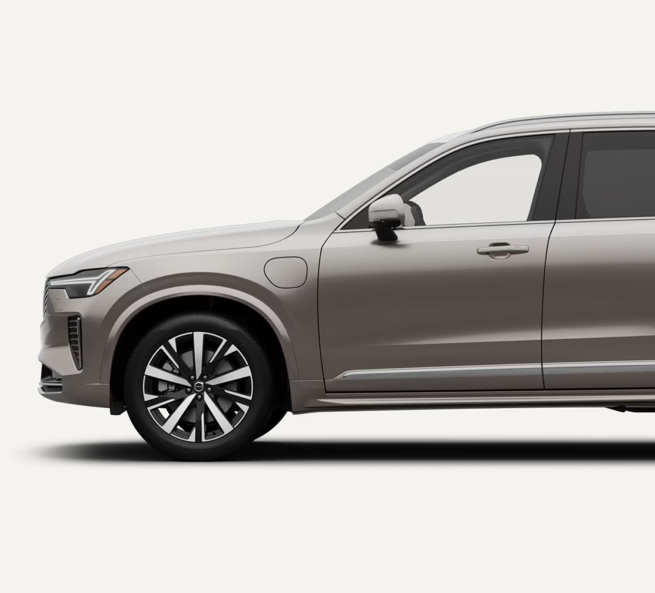 What Else Can the Volvo XC90 Plug-In Hybrid Offer?