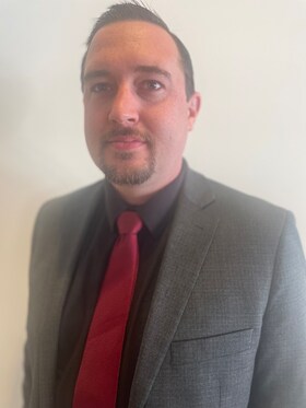 Staff member Joey Macon from 86fd00e59103