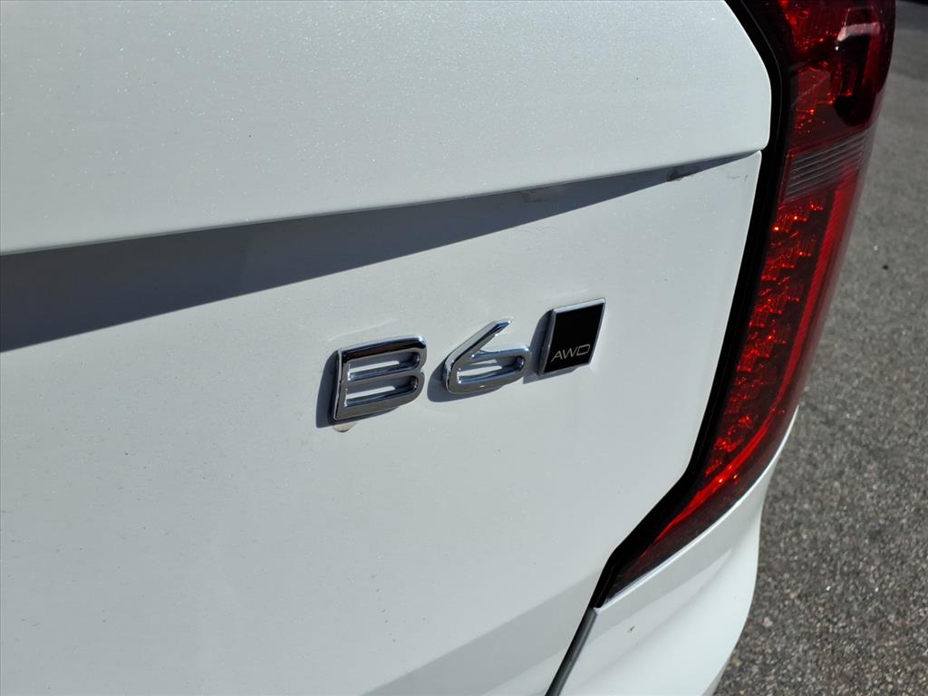 2026 Volvo XC90 Plus - Photo 6