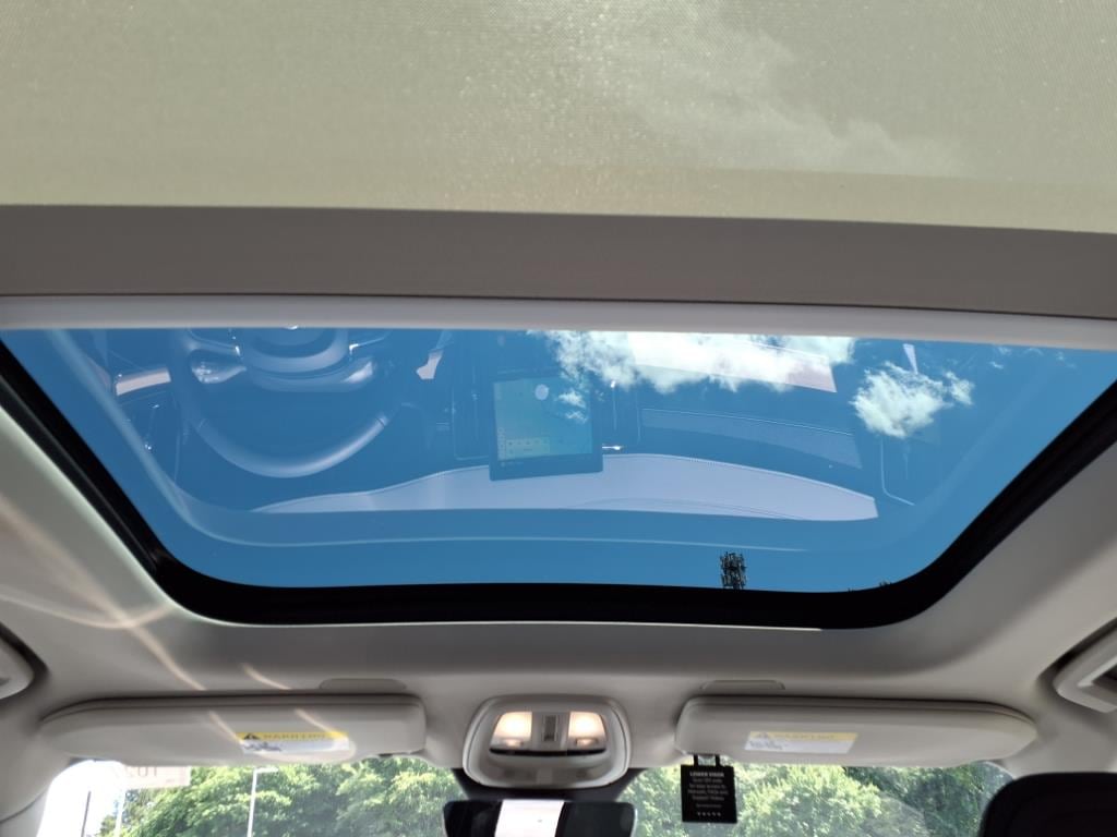 2025 Volvo XC90 Plus - Photo 14