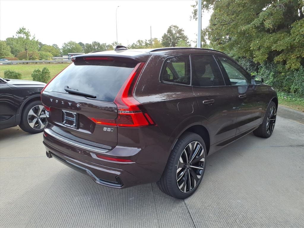 New 2026 Volvo XC60 B5 Ultra SUV