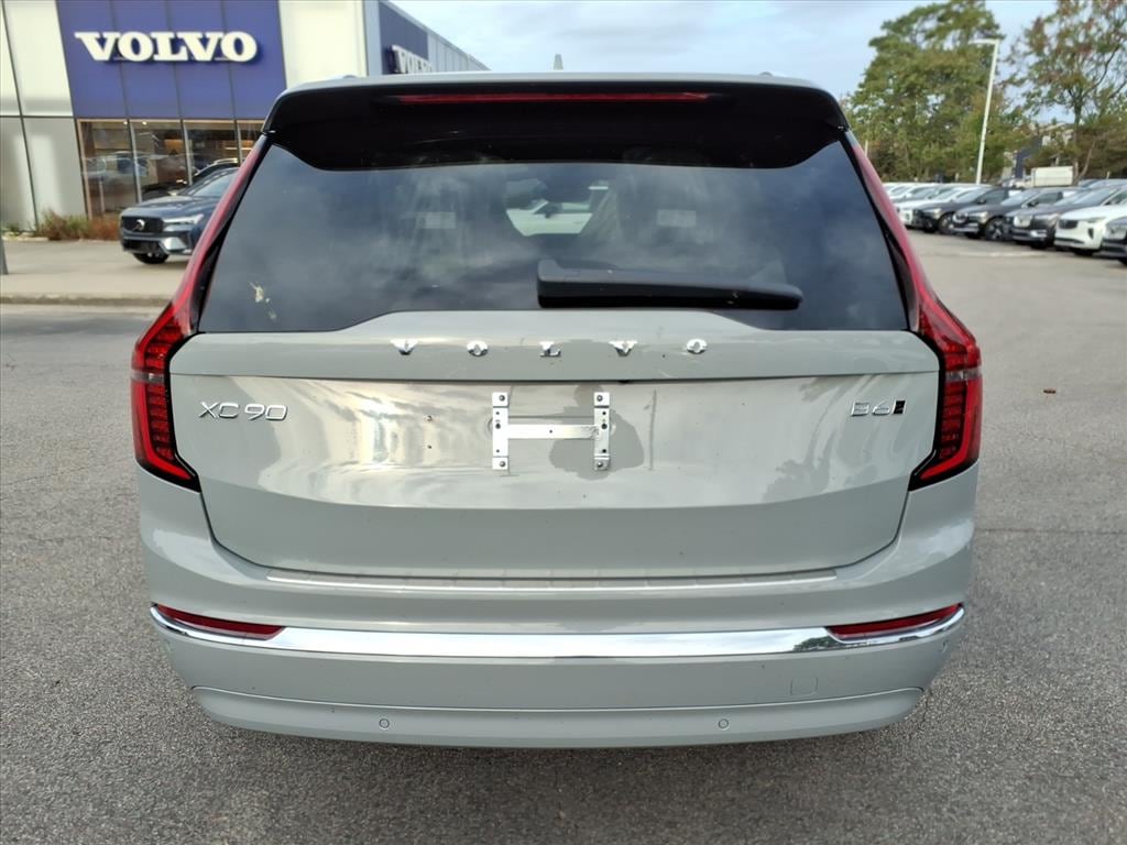New 2026 Volvo XC90 B6 Plus 7-Seater SUV