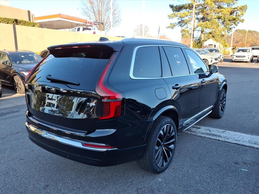 New 2026 Volvo XC90 plug-in hybrid T8 Plus 7-Seater SUV