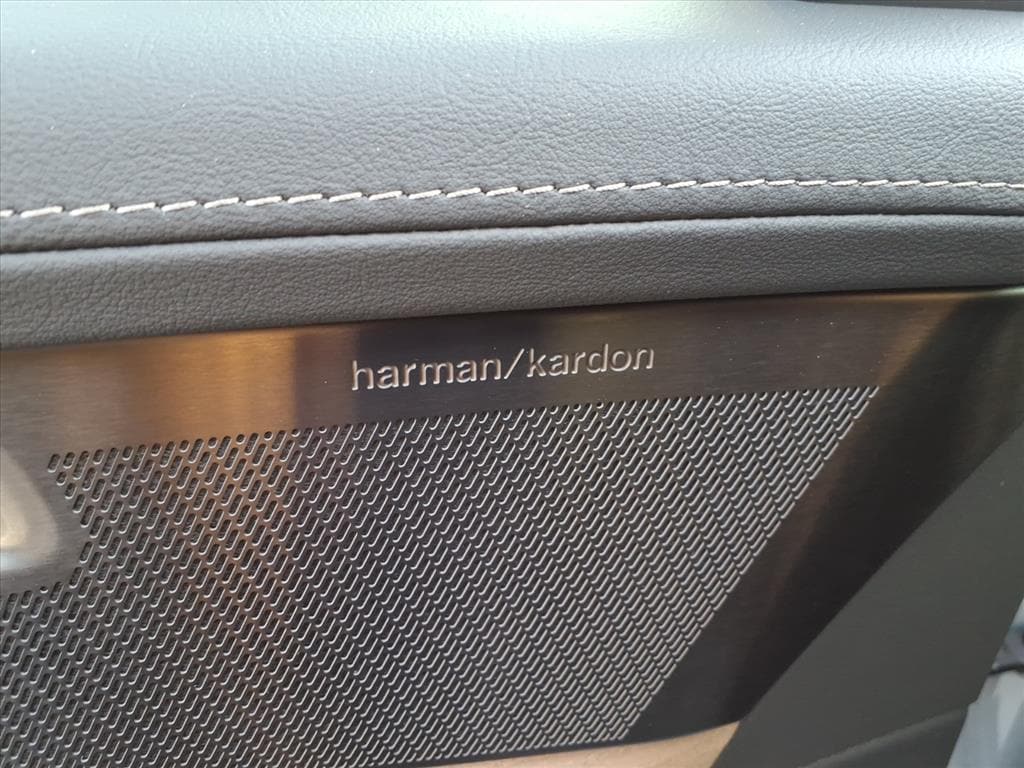 2026 Volvo XC90 Plus - Photo 12